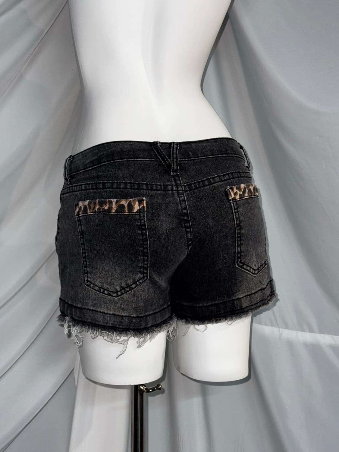 Jack rose잭로즈 무채색 데일리펑크 해골자수 벨벳집업 코디세트 상품이미지3