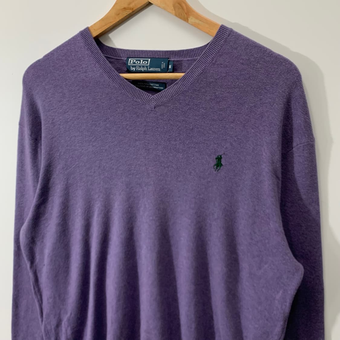 폴로 연보라 브이넥   상품이미지2