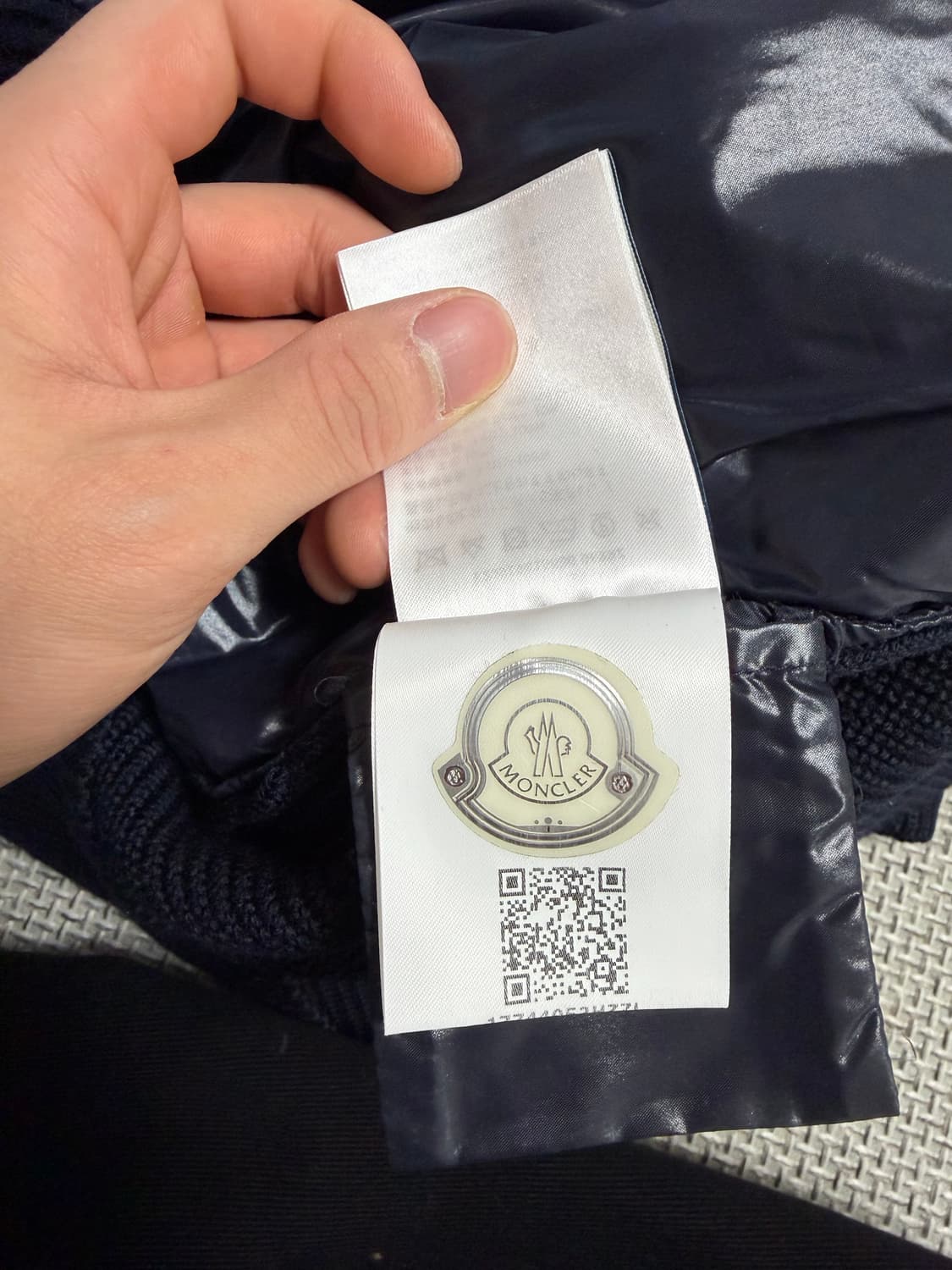 급처 오케이몰구매 몽클레어 니트패딩 xl 상품이미지6