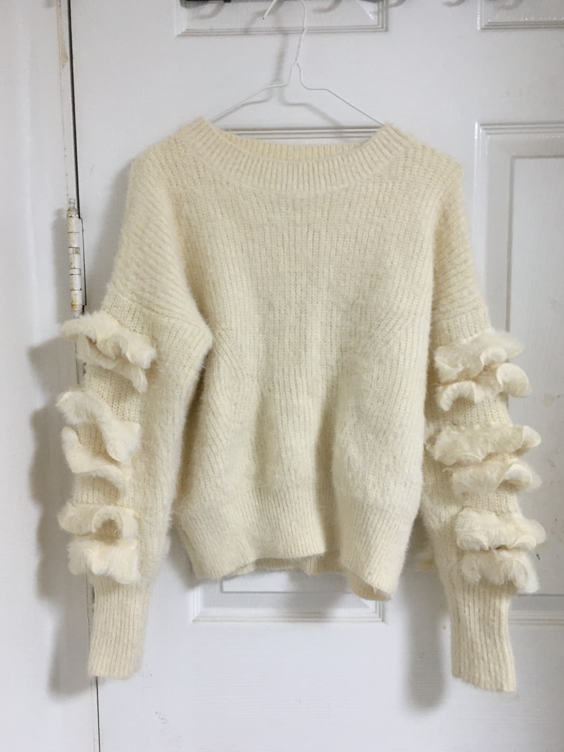 아이보리 앙고라 니트  상품이미지2