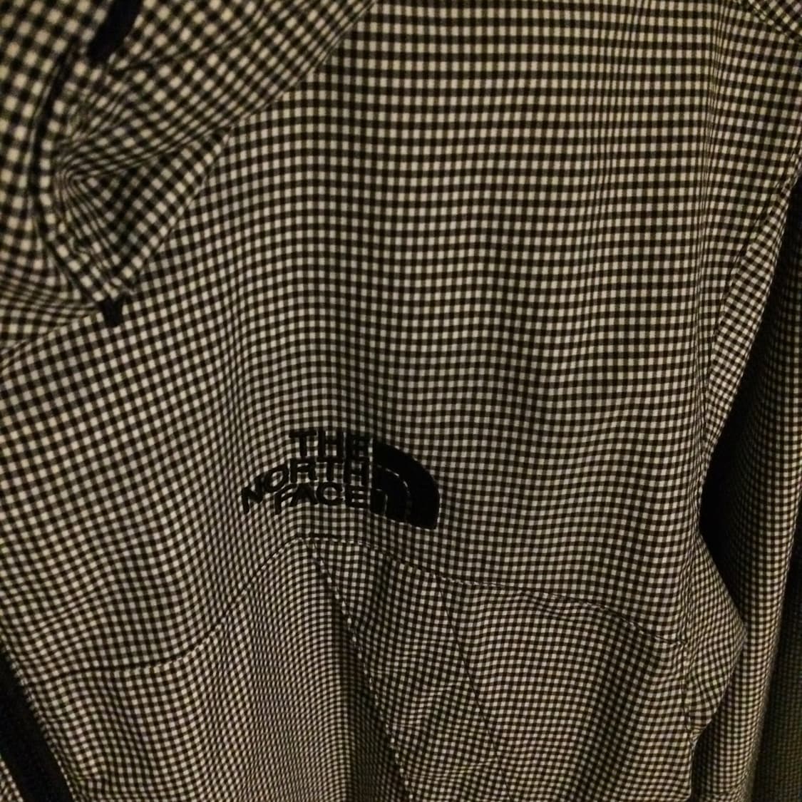 노스페이스 체크 바람막이 상품이미지9