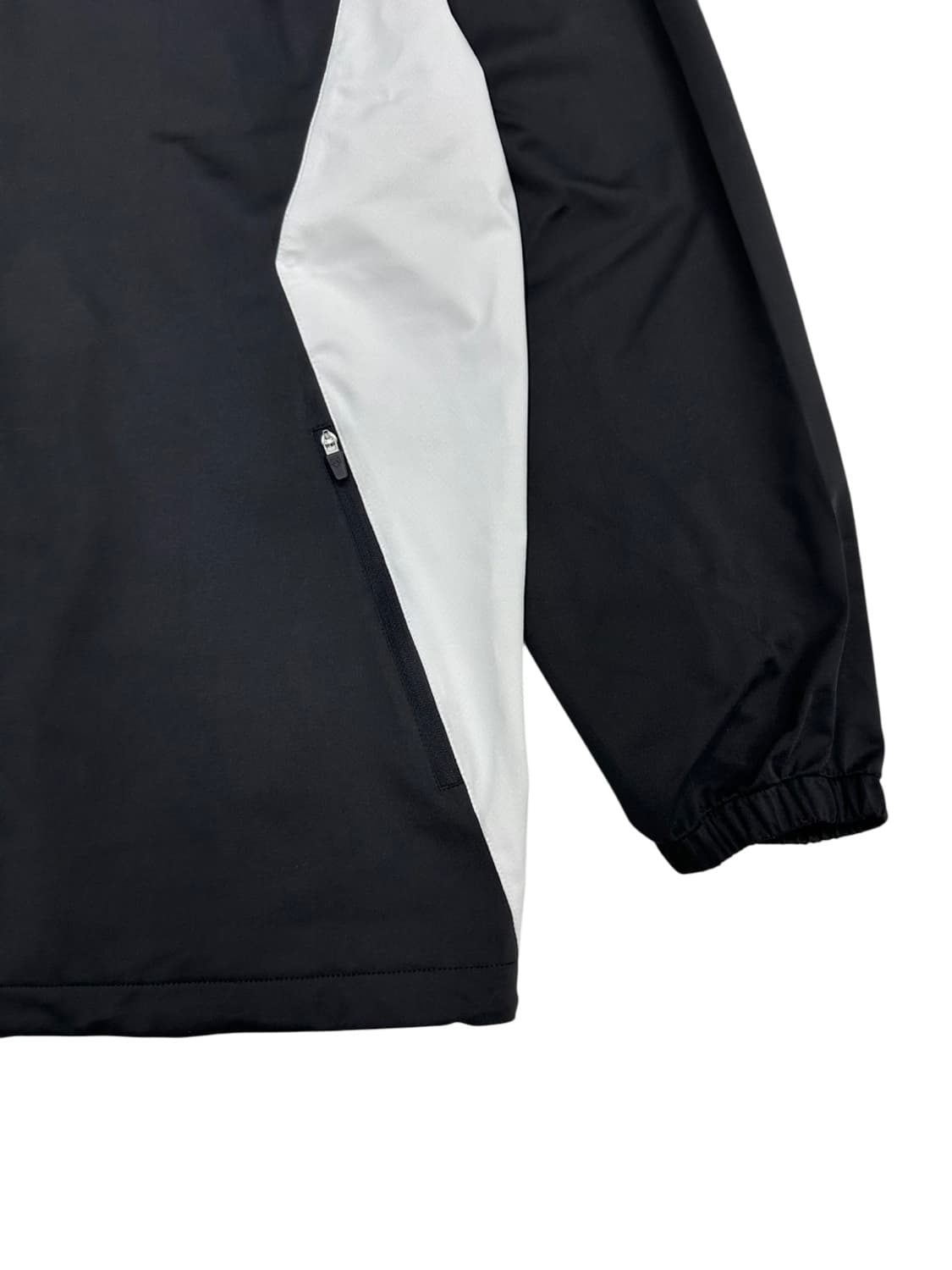 데상트 바람막이 블랙 (2XL) 상품이미지4