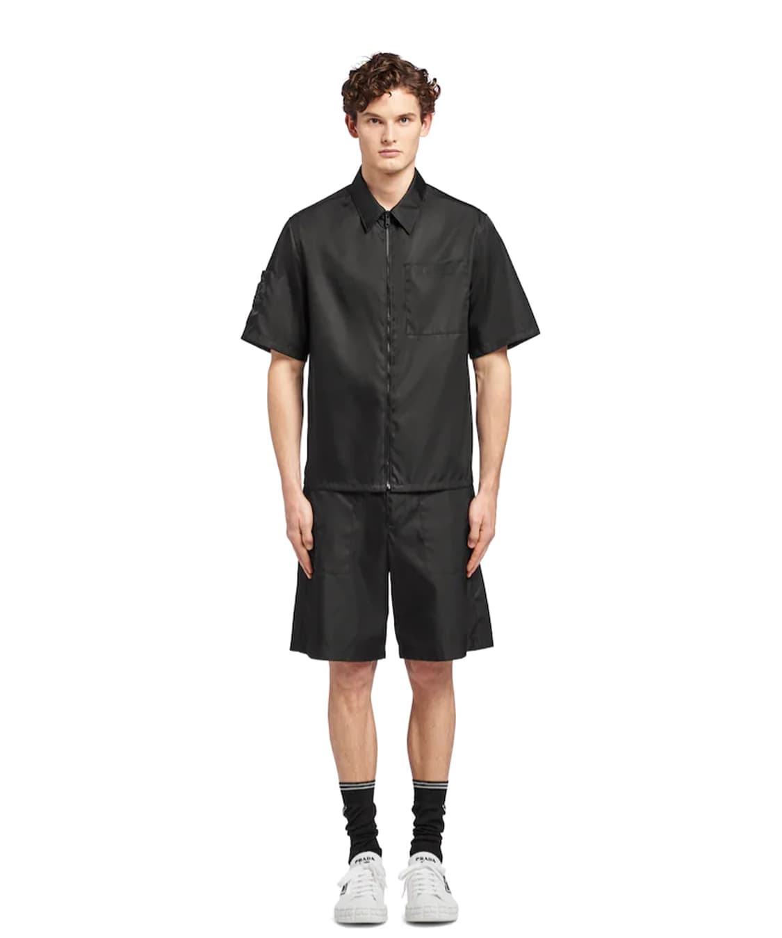 프라다 나일론 블랙 숏슬리브 하프 집업 셔츠 M 상품이미지1