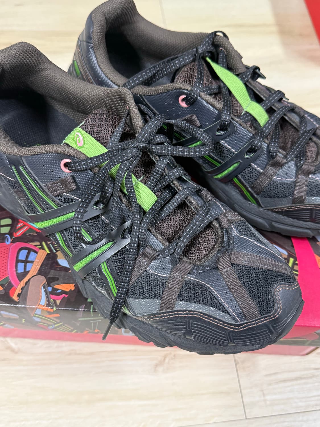 아식스 x 앤더슨벨 젤 소노마 15-50 블랙 그린 275 상품이미지1