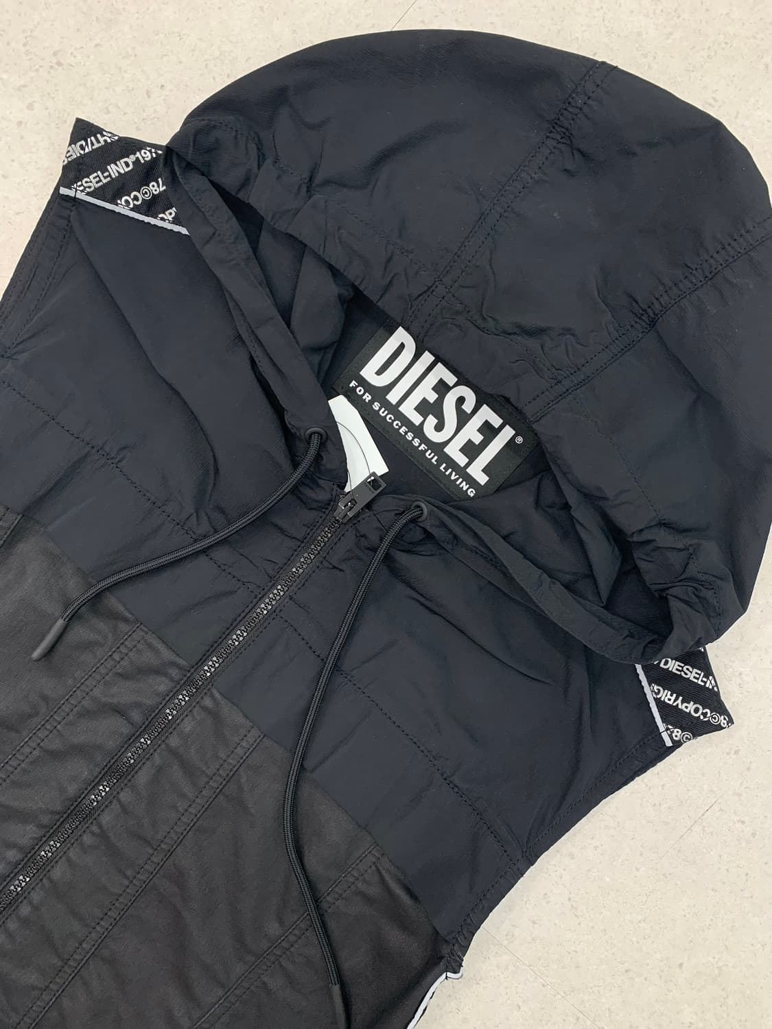 Diesel  디젤 롱 후드 베스트 상품이미지2