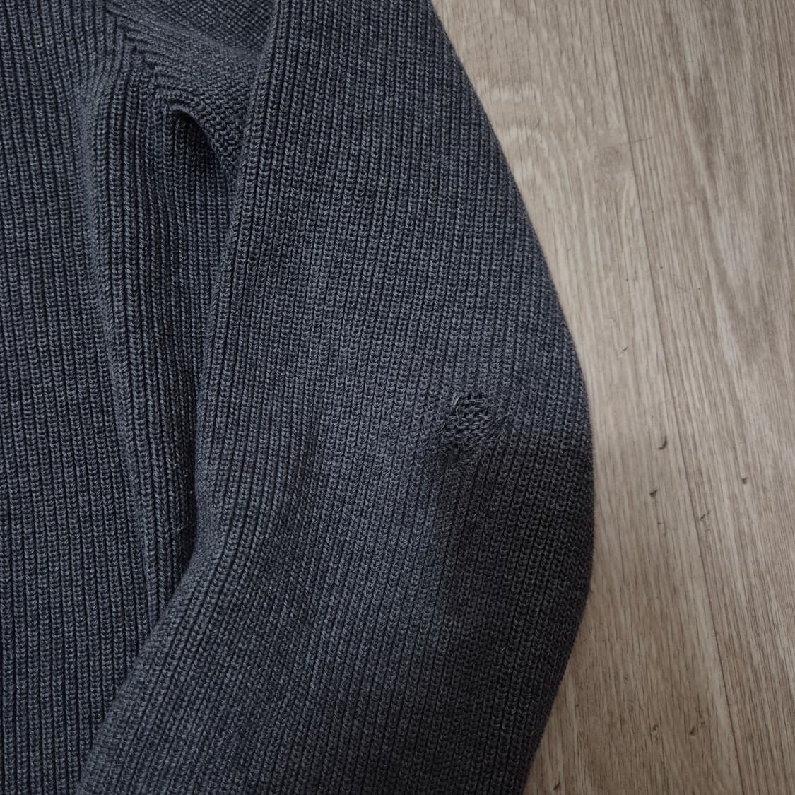 타미힐피거 미니플래그 남성 니트집업 L(100) 상품이미지5