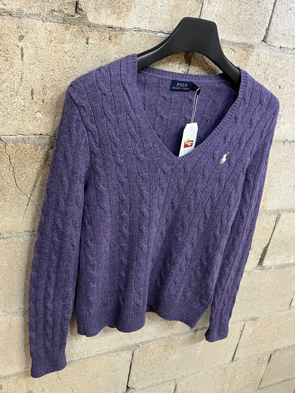 폴로 랄프로렌 메리노 울 브이넥 스웨터 상품이미지3