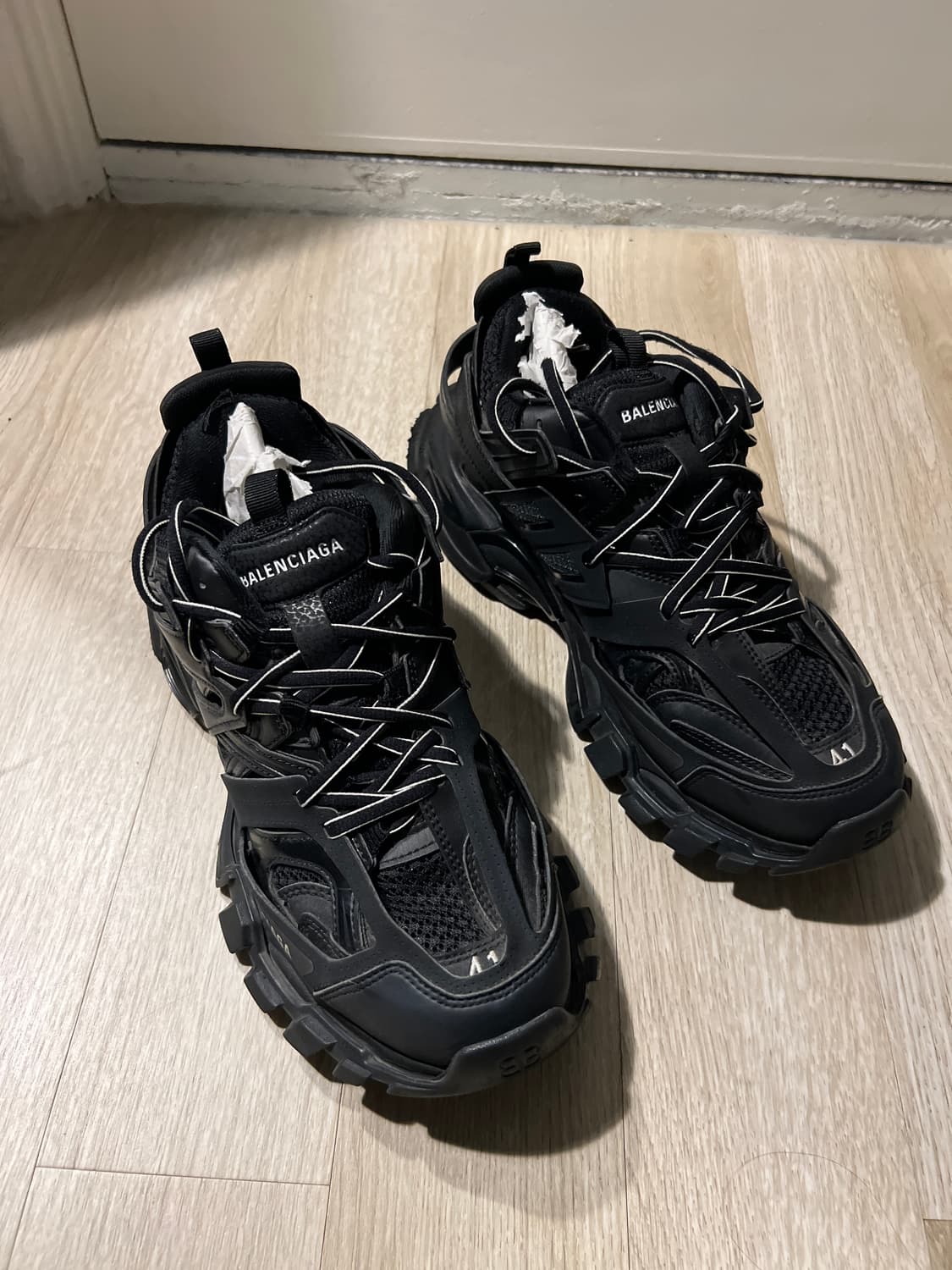 발렌시아가 트랙 스니커즈 블랙 41 상품이미지3