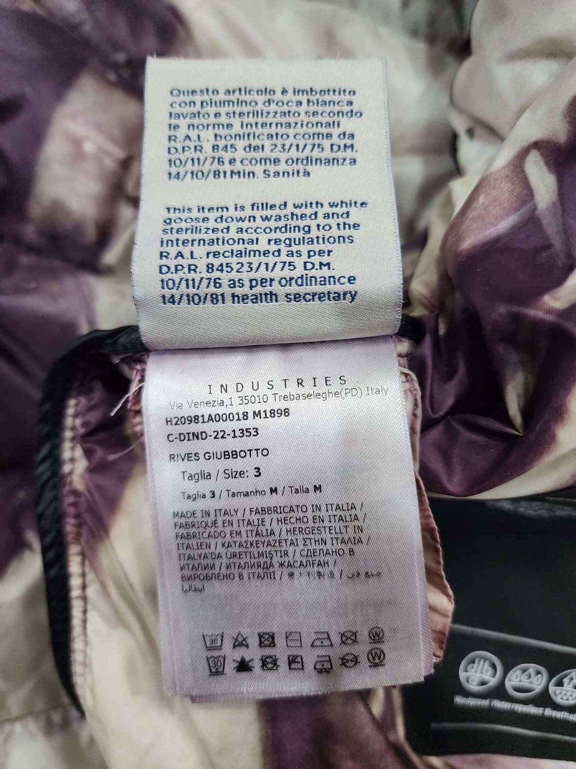 몽클레어 리브스 타이다이 구스 다운 후드 경량 패딩 3 상품이미지9