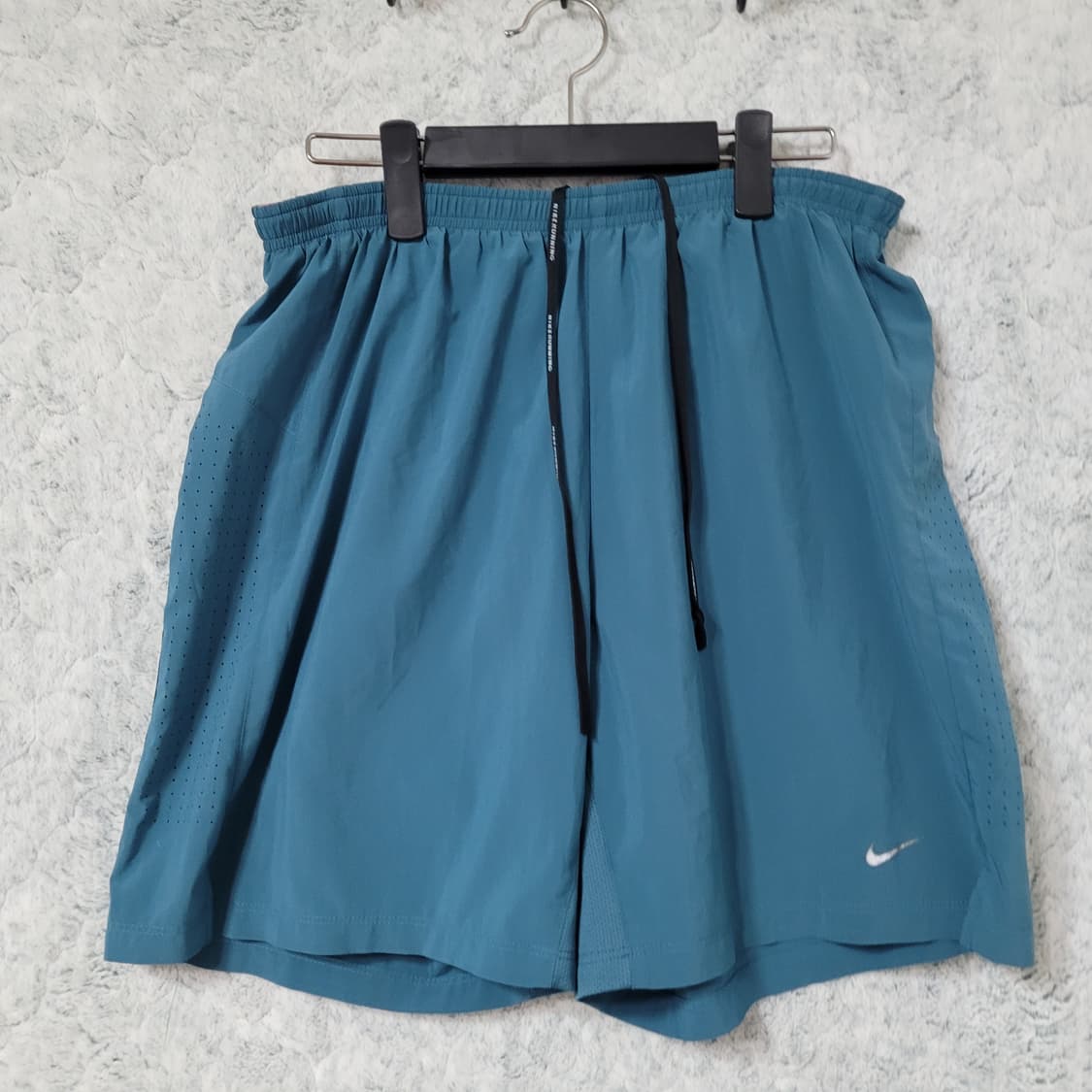 G449 [L] 나이키 드라이핏 런닝 기능성 반바지 상품이미지1