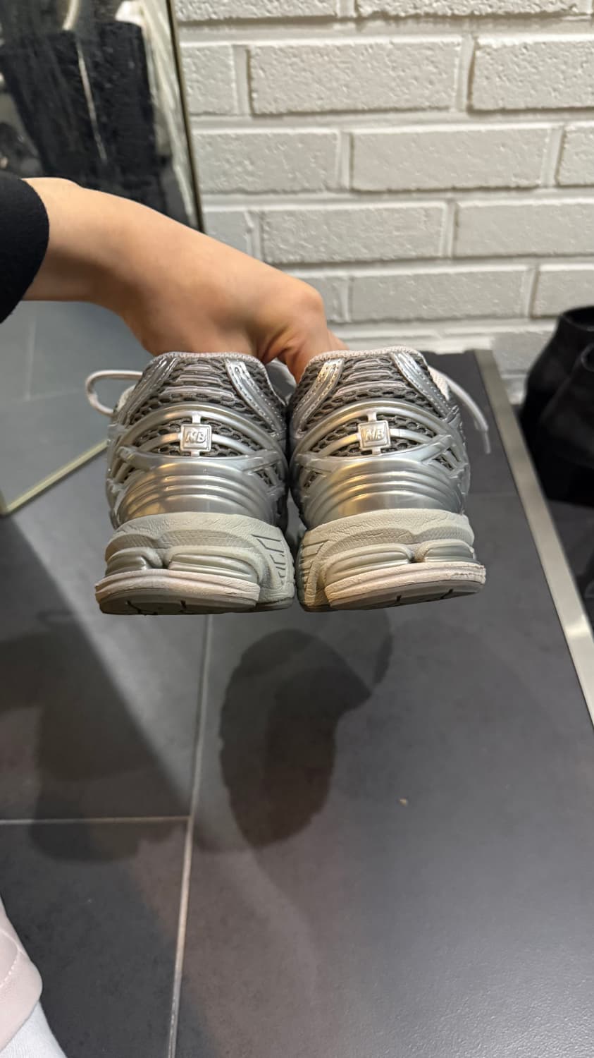 뉴발란스 1906R 하버 그레이 실버 메탈릭 260 상품이미지4