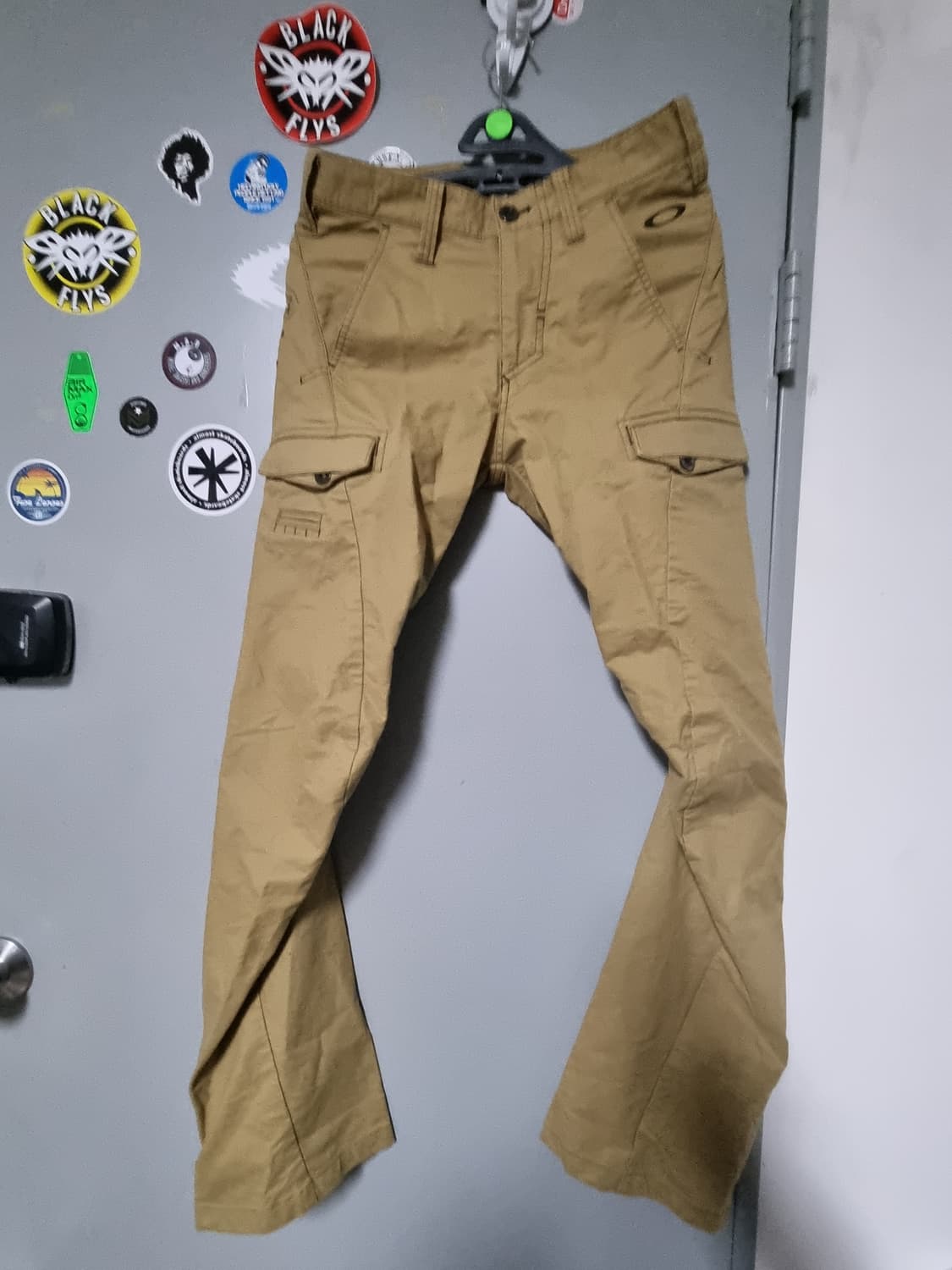 오클리 트위스트 슬림 부츠컷 카고 바지 상품이미지1