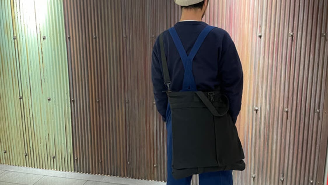 나이젤 카본 웨더 클로스 헬멧백 상품이미지10