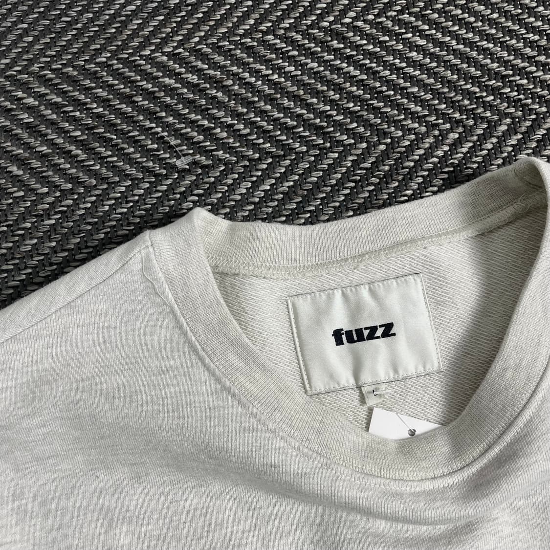 FUZZ 올드스쿨 박시핏 레터링 맨투맨y 3536 상품이미지8