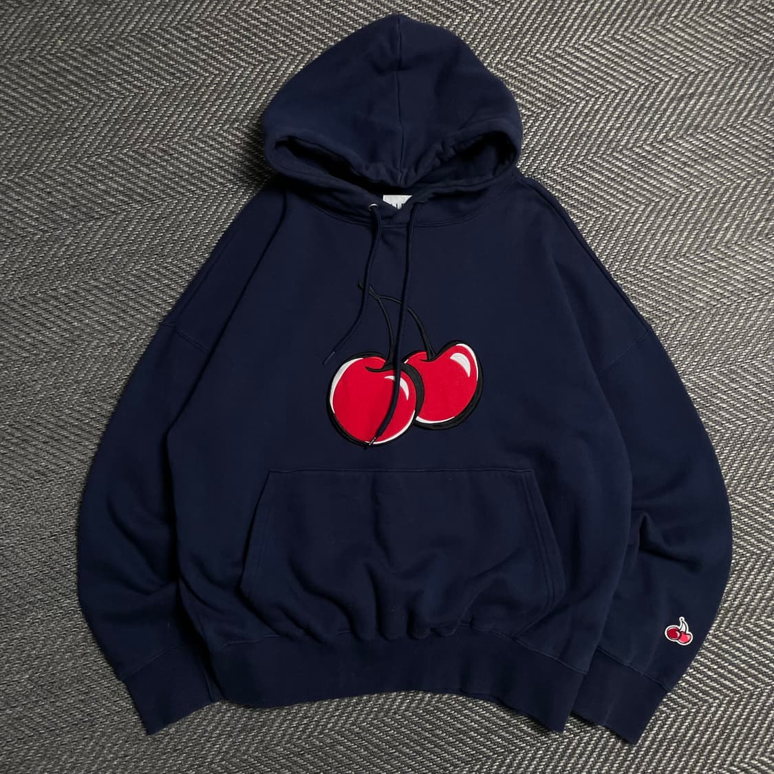 키르시 빅 체리 로고 후드 티셔츠 네이비y 5169 상품이미지2