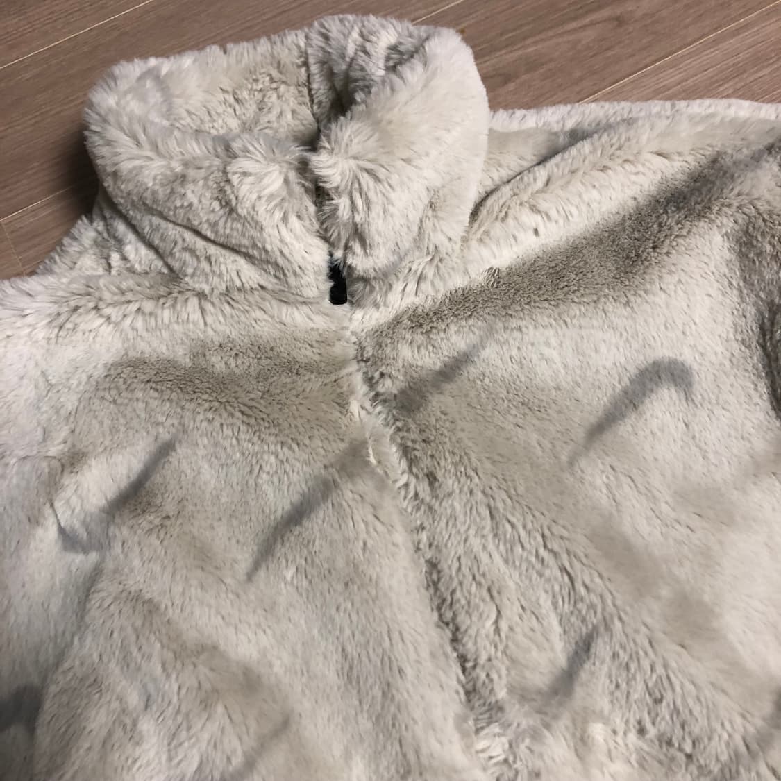 나이키 루즈핏 페이크 퍼 자켓 상품이미지4