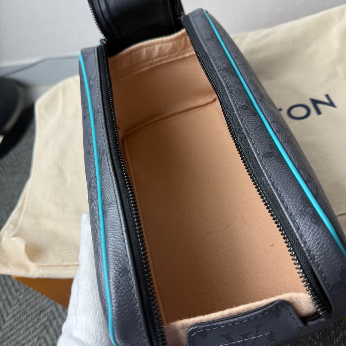 루이비통 도프 돕키트 한정판 상품이미지6