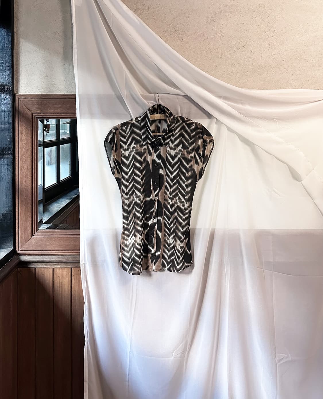 HUGO BOSS zebra wave blouse 상품이미지5