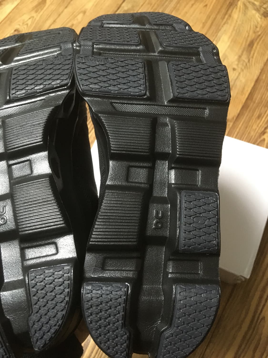 온러닝 파프 클라우드몬스터2 블랙 판매합니다 상품이미지8