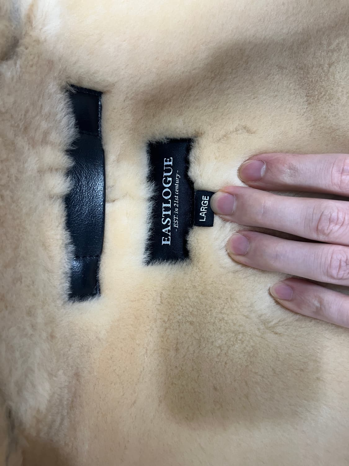 변요한 무스탕 L 이스트로그 상품이미지5