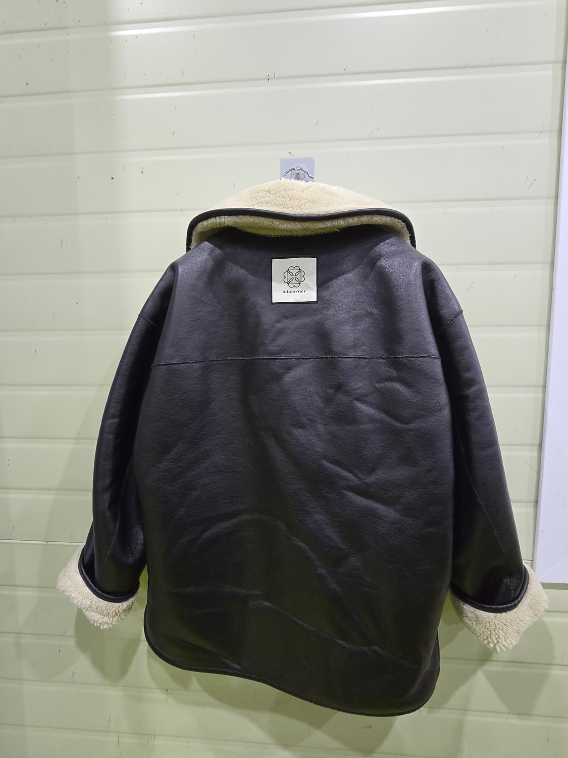 a.t.corner 양털 리버시블 무스탕 상품이미지7