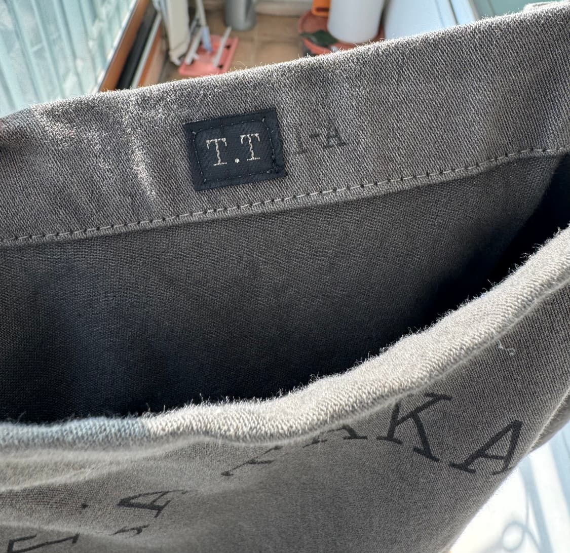 타이가 타카하시 LOT.032 도쿄 전시 한정 머드다잉 토트백 상품이미지3