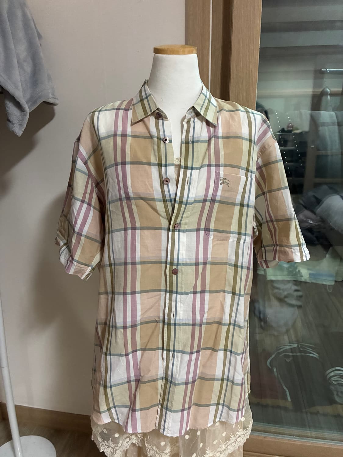 버버리 뮤트 셔츠 상품이미지1