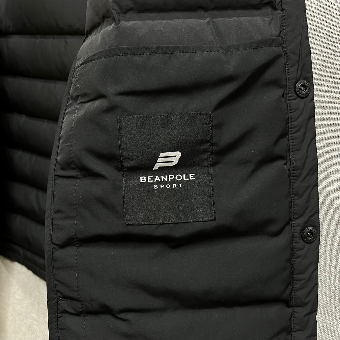 [105] 빈폴 스포츠 블랙 경량 다운 베스트 조끼패딩 상품이미지7