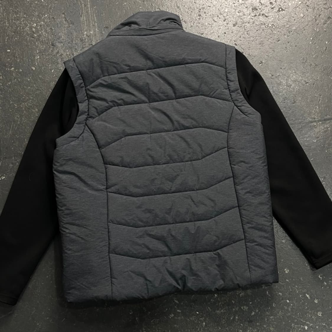 100 마모트 하이브리드 경량패딩  상품이미지5