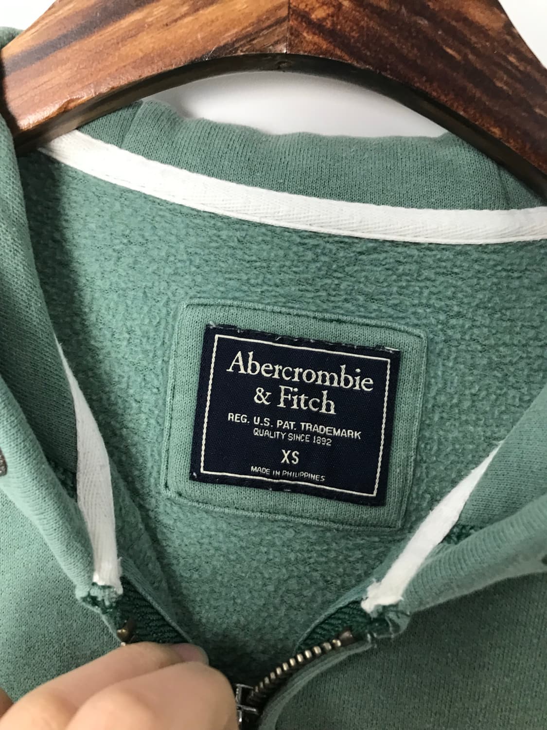 아베크롬비 y2k 와투케 피스타치오 딱붙 후드집업 상품이미지6