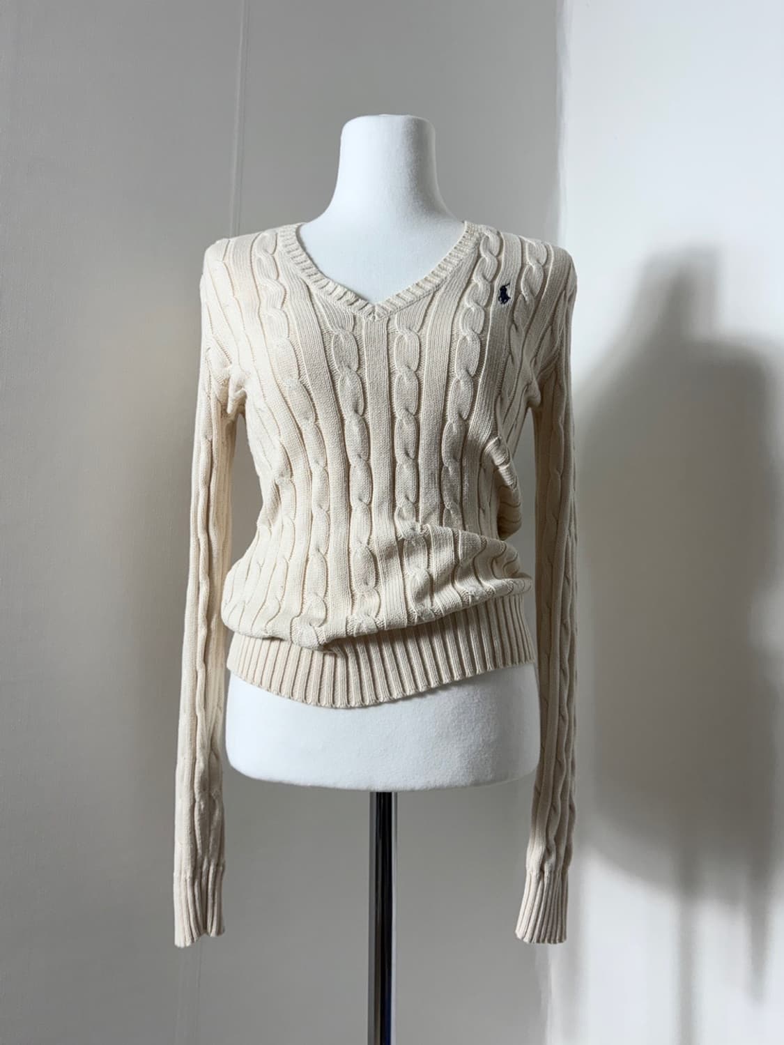 폴로 랄프로렌 꽈배기 브이넥 니트 상품이미지2