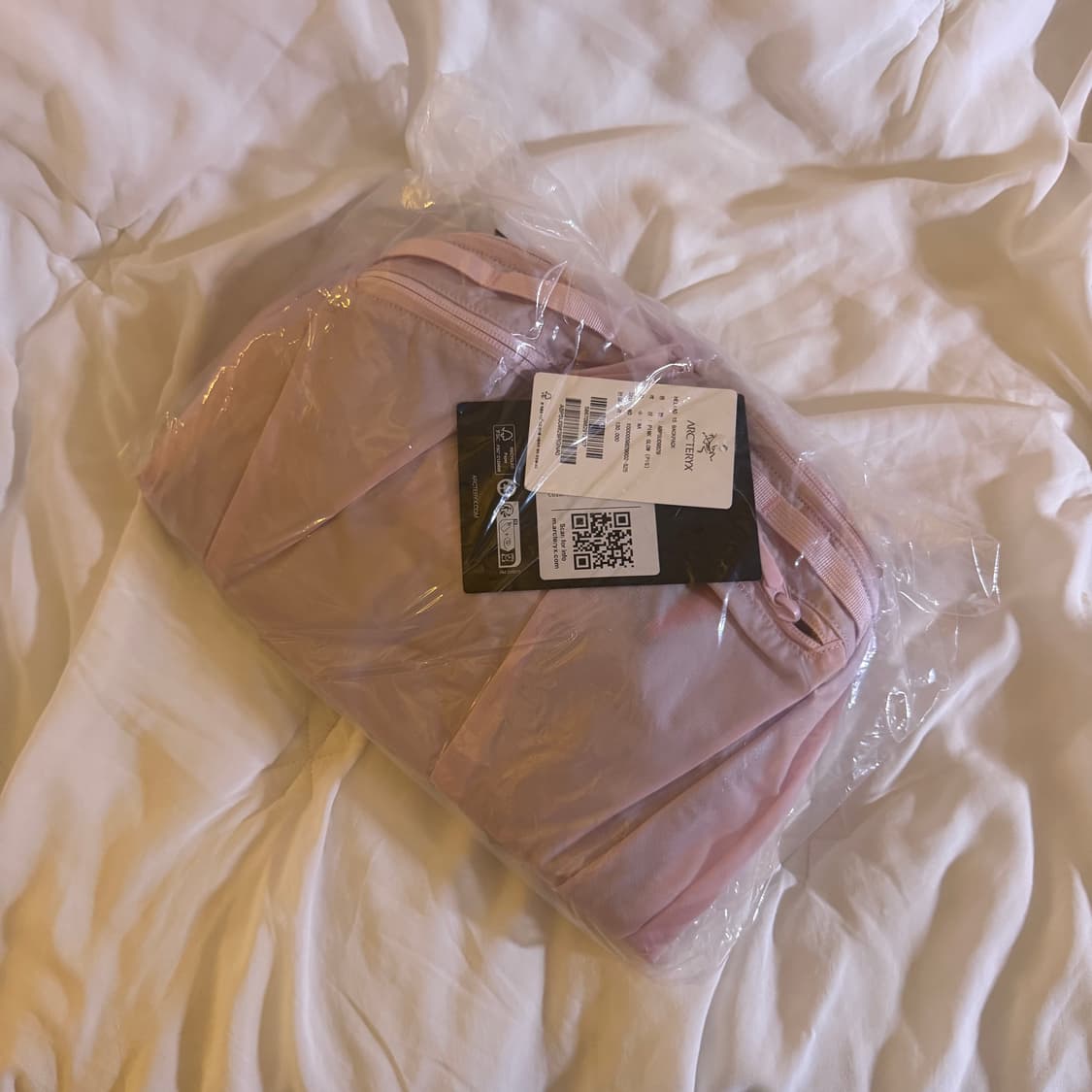 아크테릭스 헬리아드 15 핑크글로우 새상품 상품이미지3