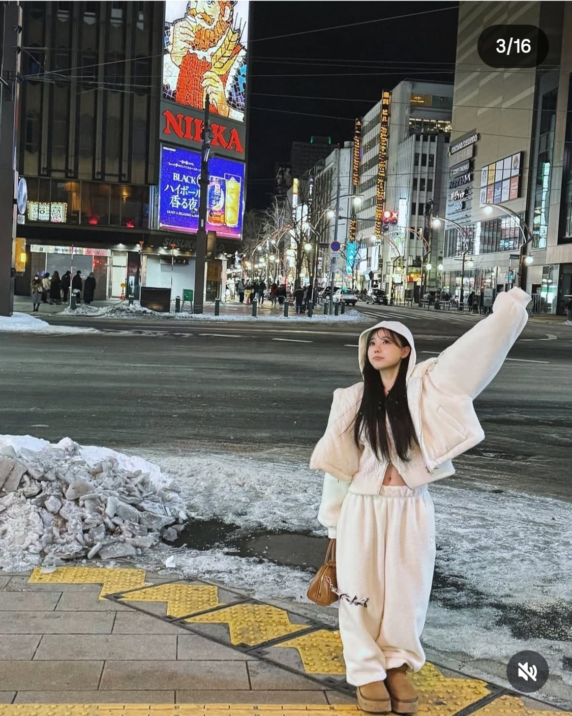 [새상품] 키시닝 홍영기 뽀글이 후드집업 fluffy 상품이미지3