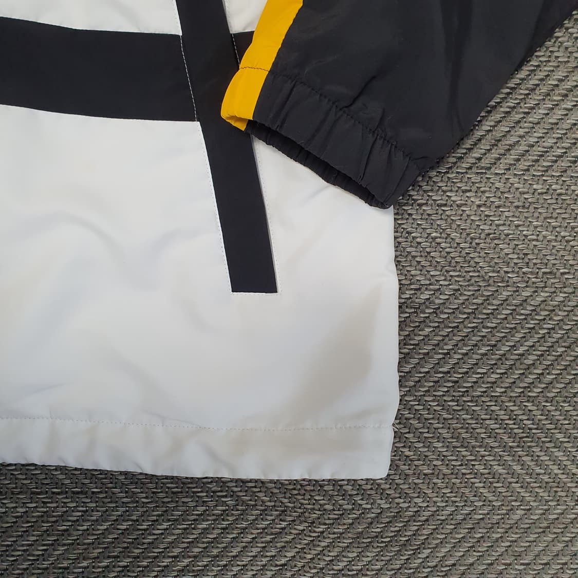뉴발란스 오버핏 바람막이 자켓 남자105 상품이미지4