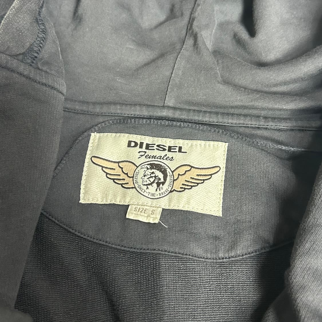 [DIESEL] 디젤 비대칭 크롭 후드 상품이미지5