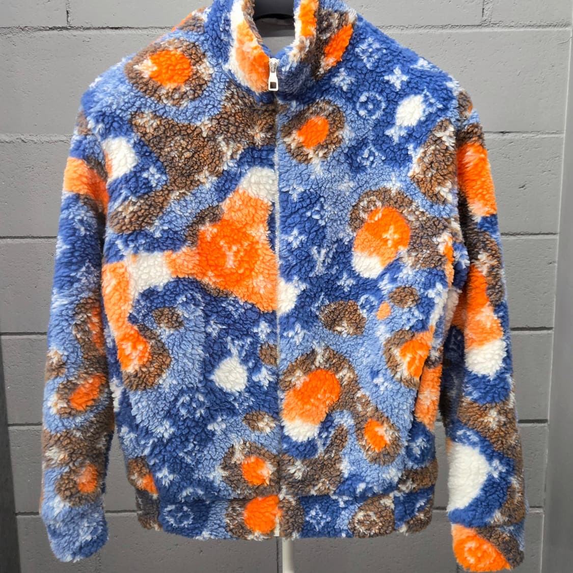 루이비통 LV 카모 후리스 M 상품이미지2