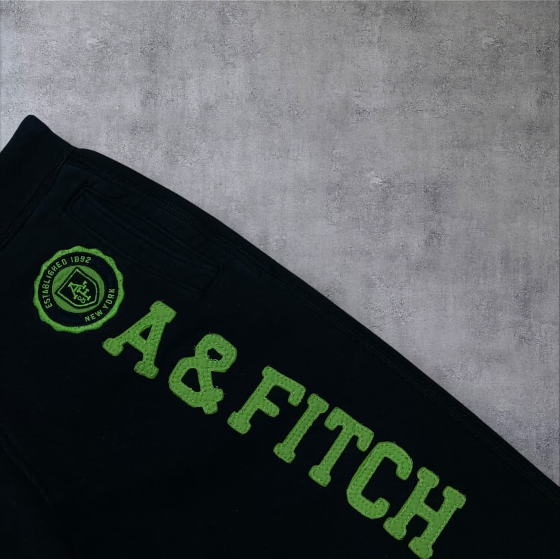 아베크롬비 y2k 스펠아웃 네이비 스웻 팬츠 상품이미지2