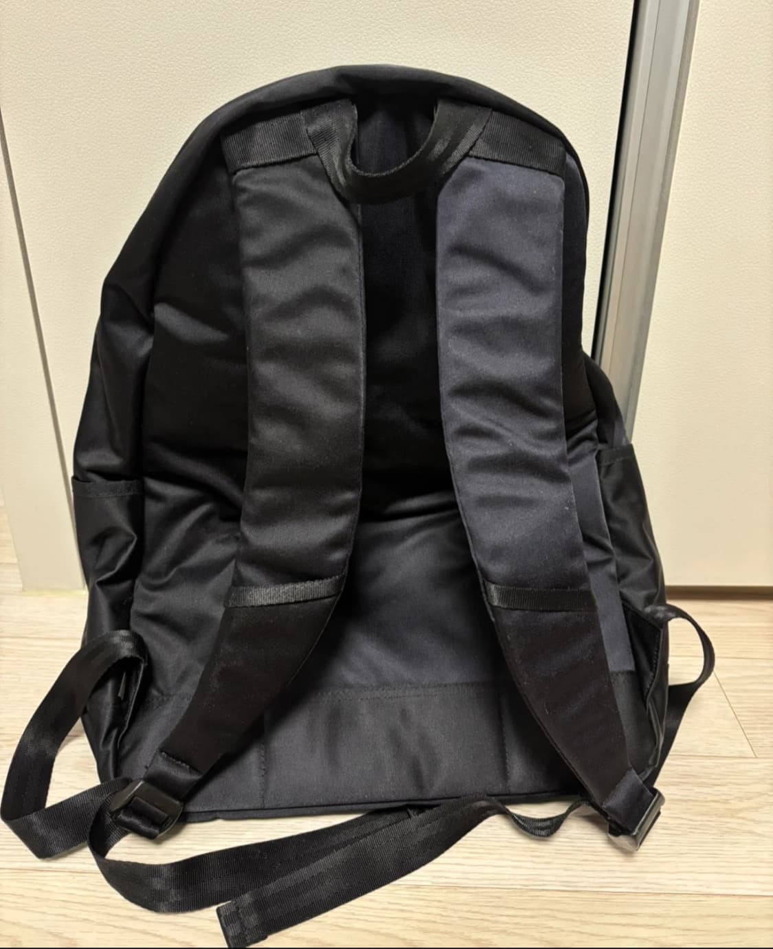 디스이즈네버댓 코듀라 새틴 데이팩 백팩  상품이미지5