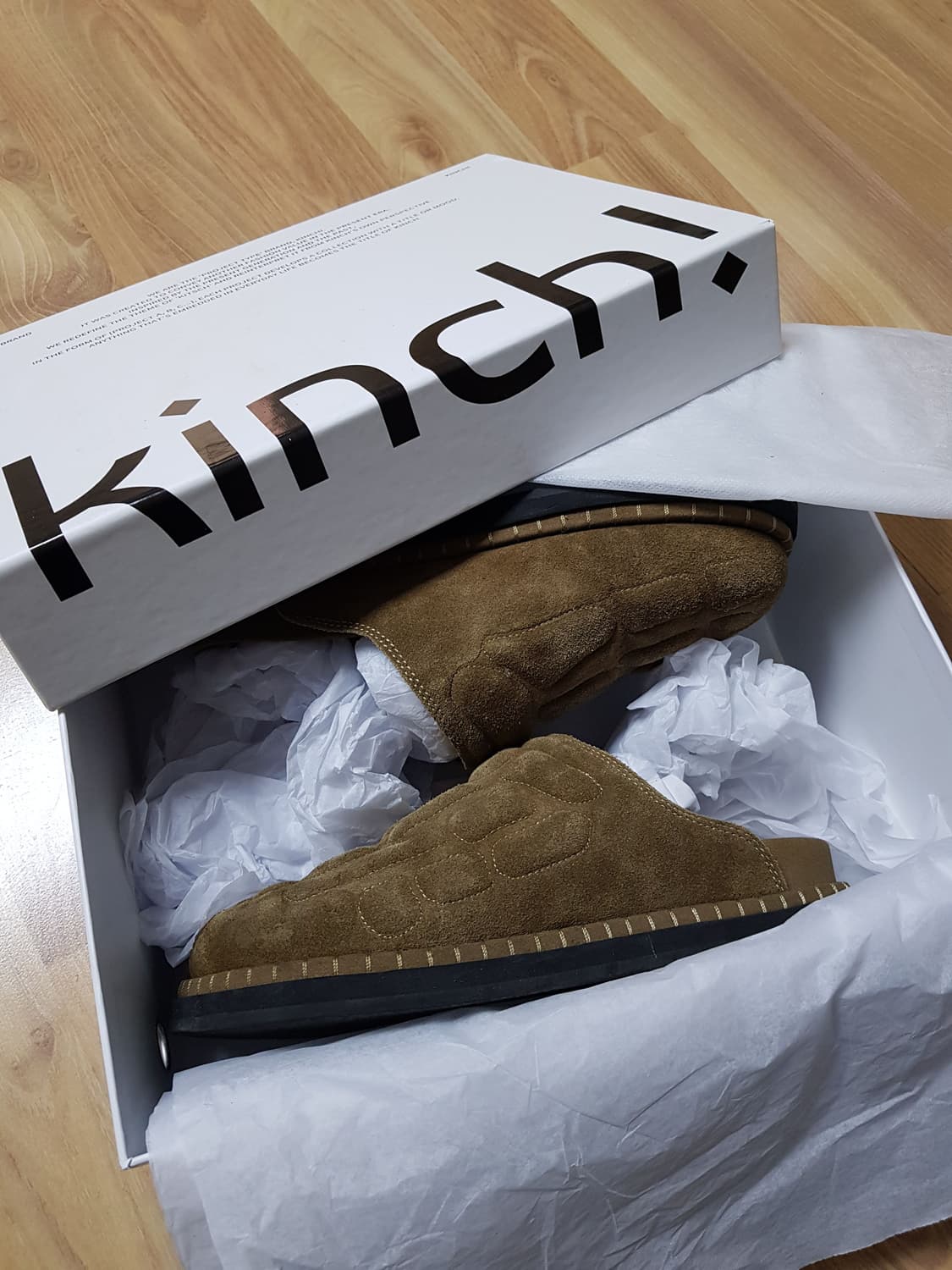 킨치 X 이예 본 뮬 슬리퍼 카멜 상품이미지8