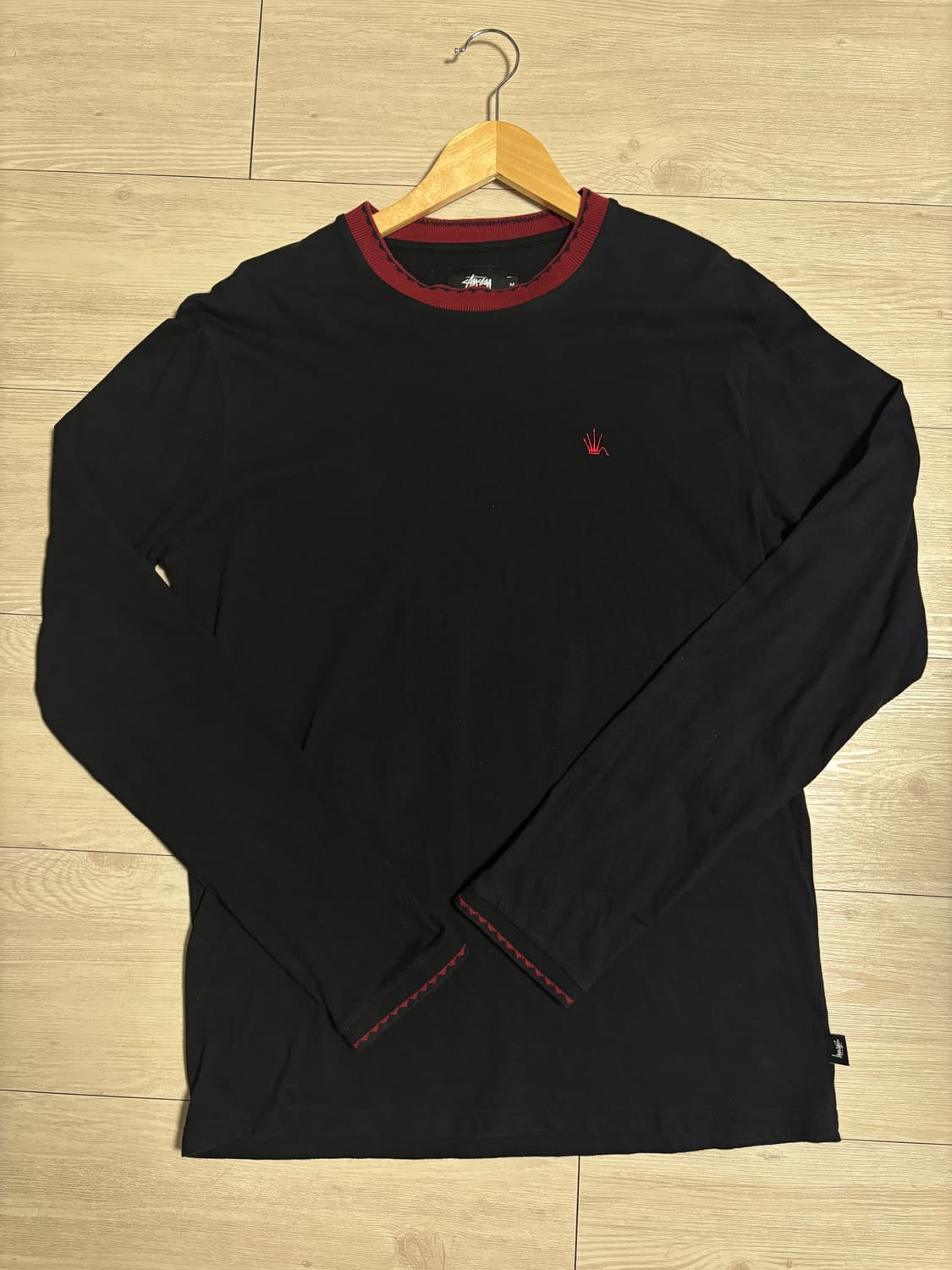 스투시 크라운 롱슬리브 상품이미지1