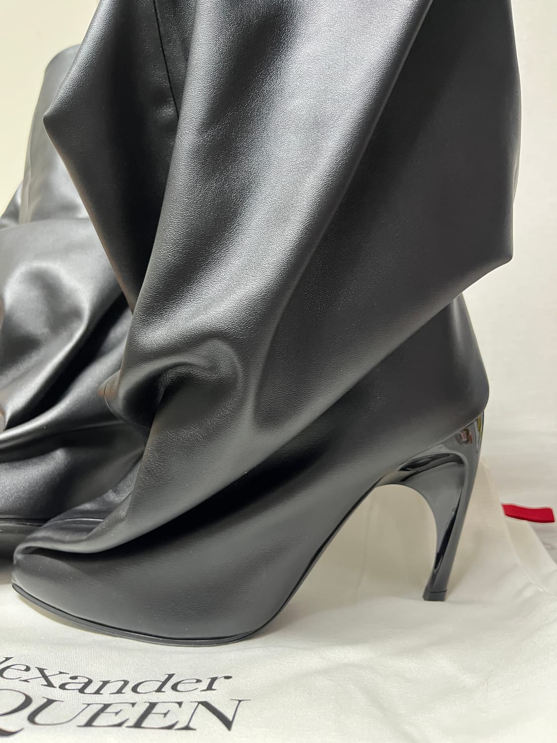 알렉산더 맥퀸 블랙 롱부츠 새상품 상품이미지3