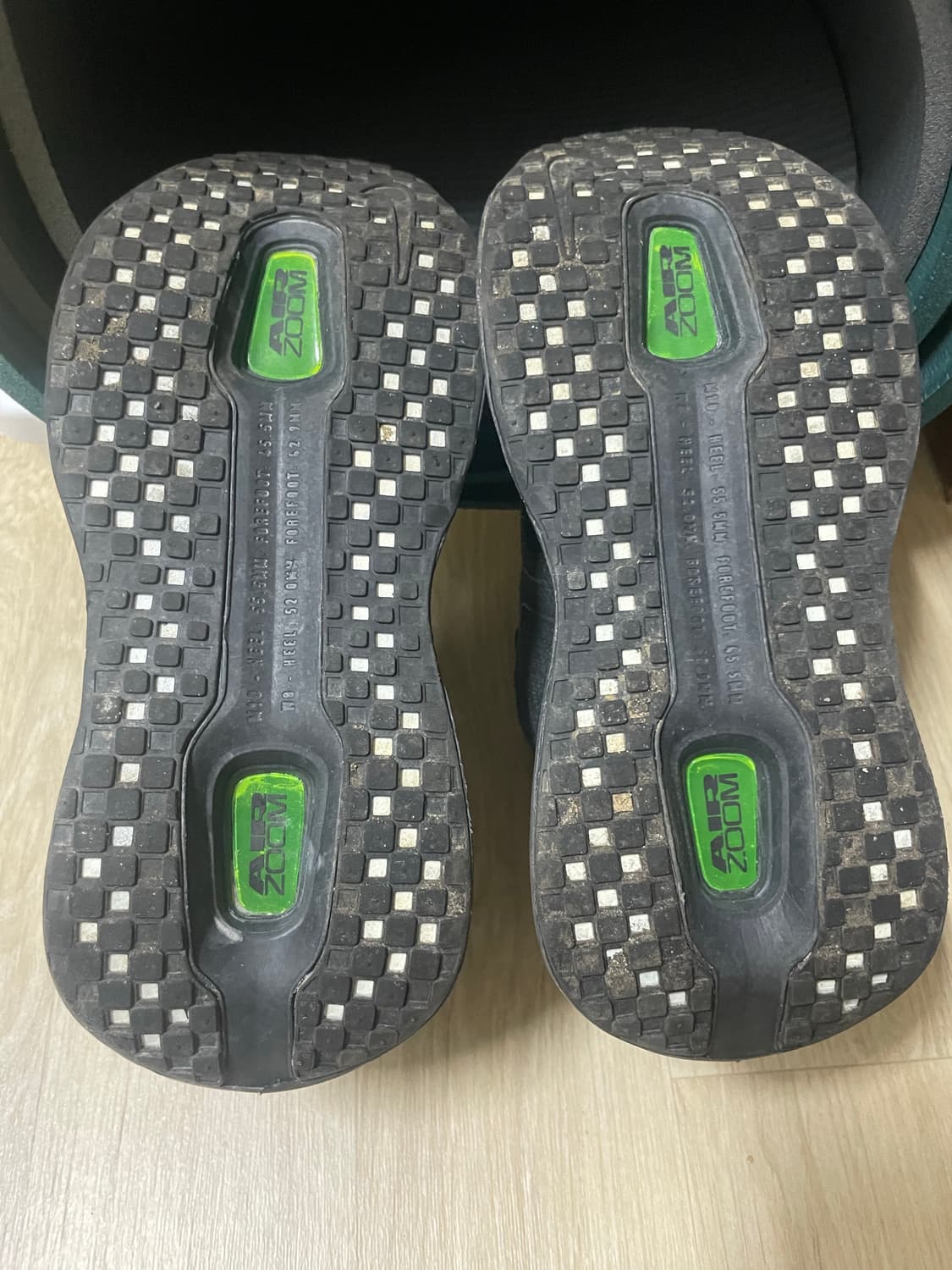 나이키 보메로 프리미엄 235사이즈 상품이미지3