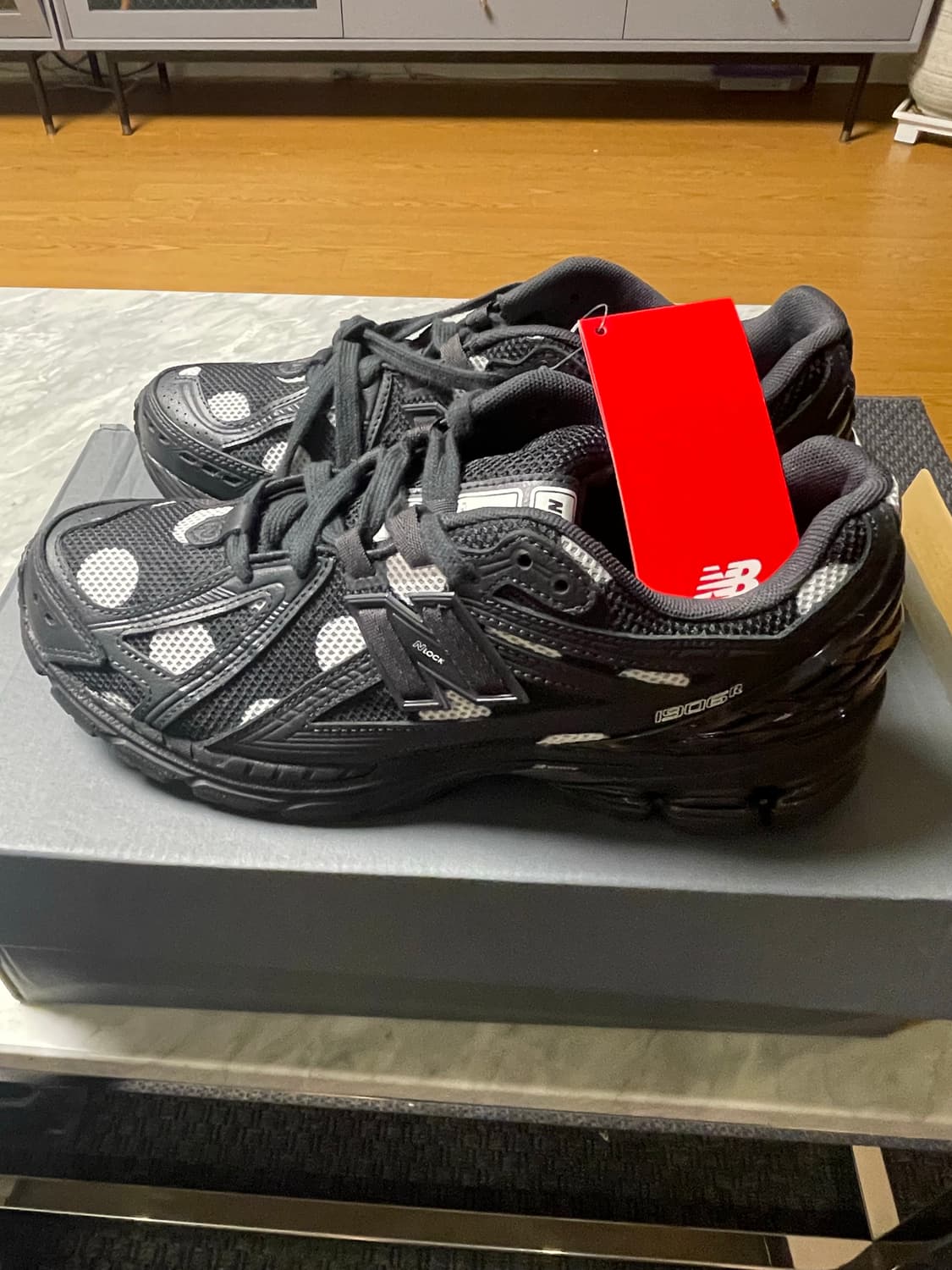 (290)New Balance 1906R Polka Dot Black 상품이미지6