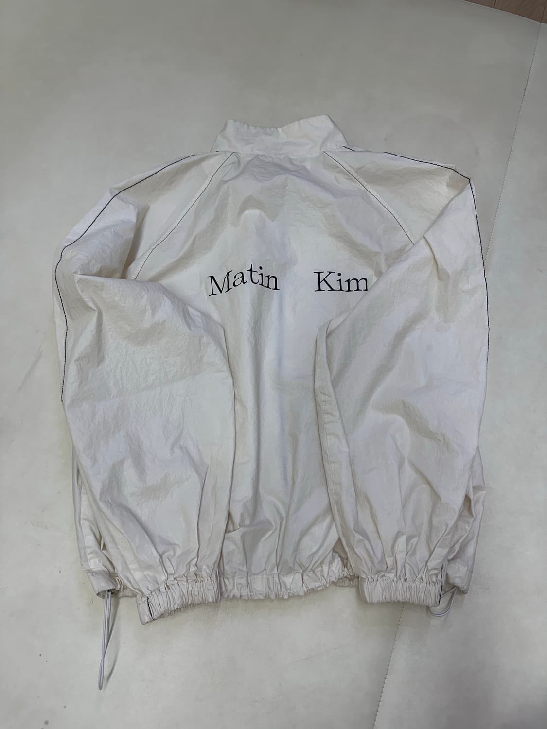 마뗑킴MATIN KIM LOGO COATING JUMPER 상품이미지5