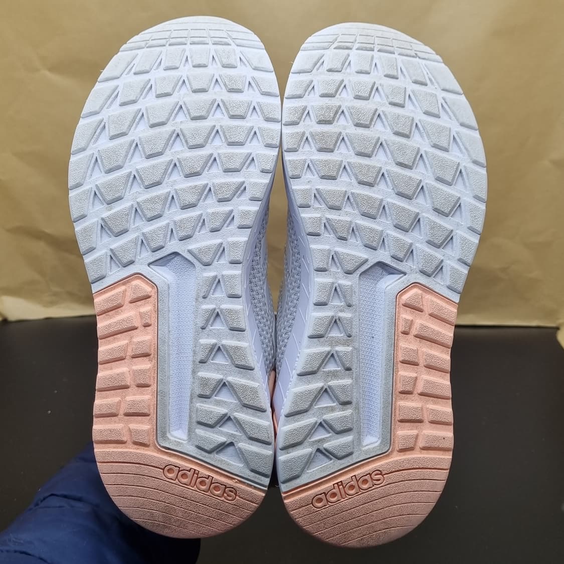 아디다스 퀘스타라이드 운동화225 상품이미지4