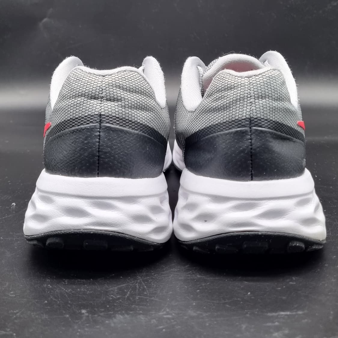 나이키 레볼루션 남성런닝화275 상품이미지4