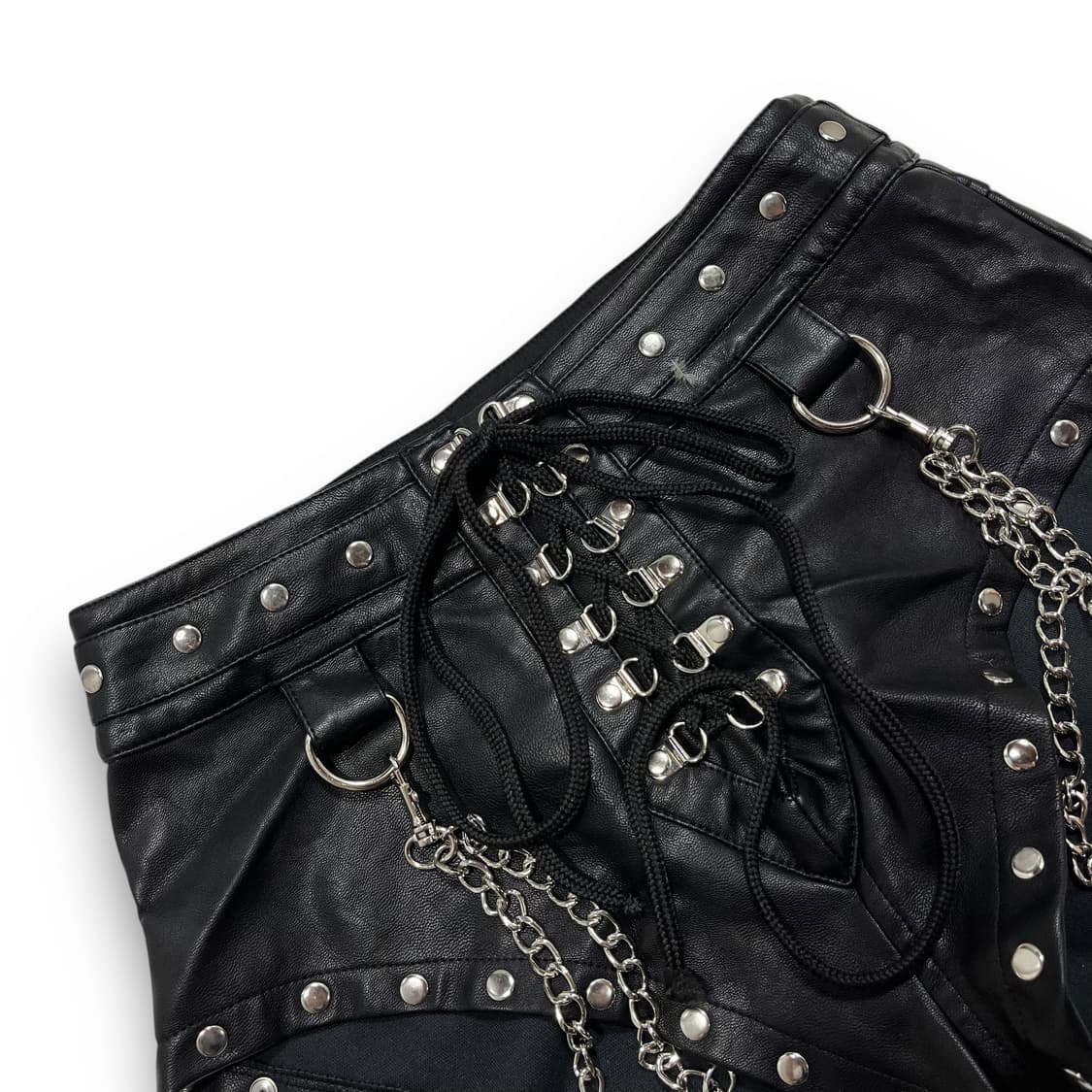 Dolls Kill Punk Chain studded hot pants 상품이미지2