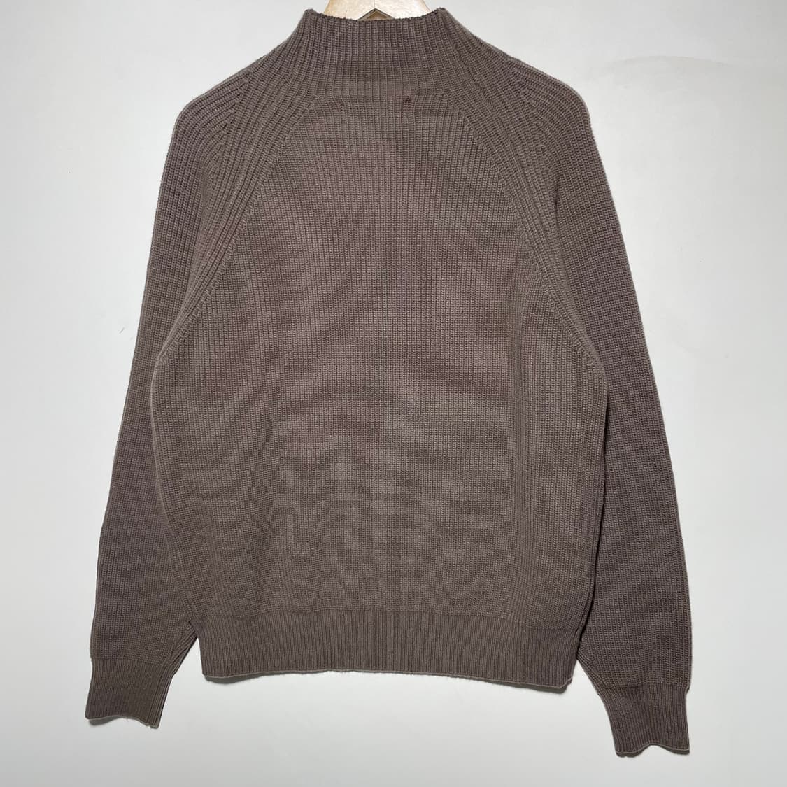 새상품 셔터 하프넥 루즈핏 니트 상품이미지2