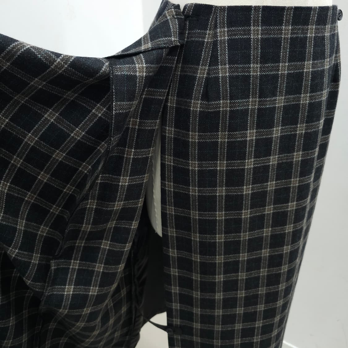 울100 클래식 체크 랩스타일 롱스커트 상품이미지7