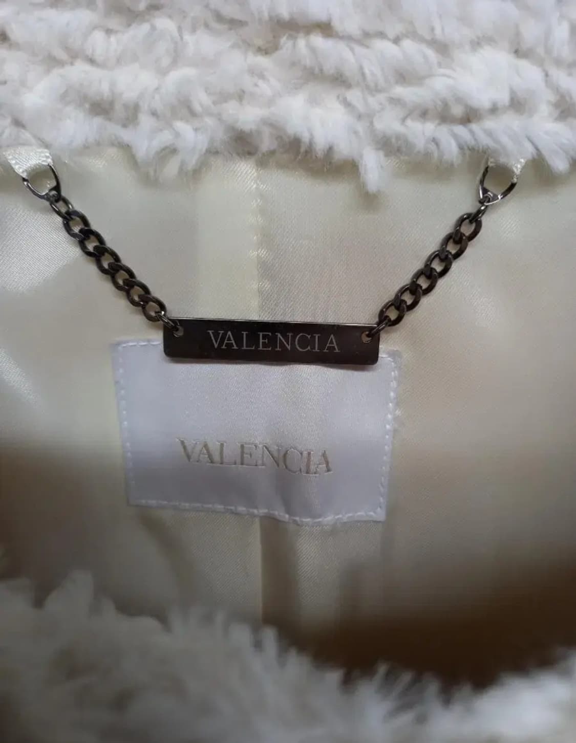 발렌시아 추동 부클 하프 코트 66 상품이미지7